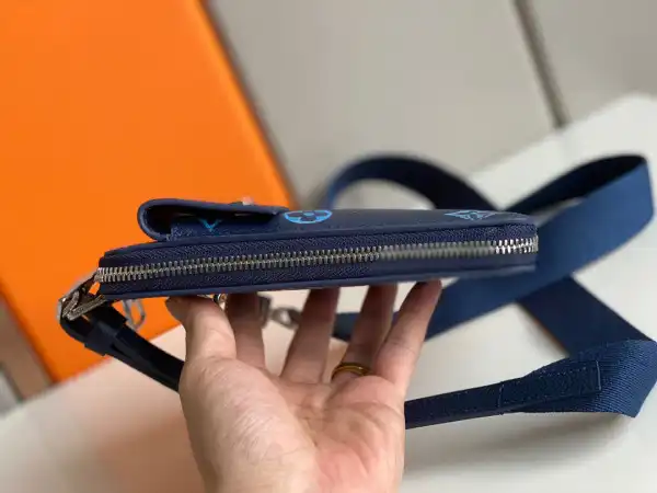 Cheap LOUIS VUITTON PHONE POUCH