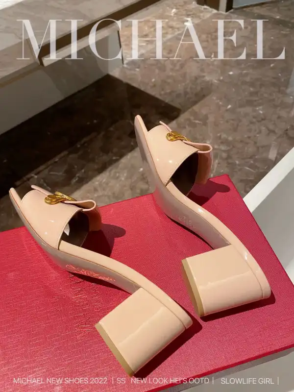 VALENTINO VLOGO SIGNATURE SLIDE SANDAL