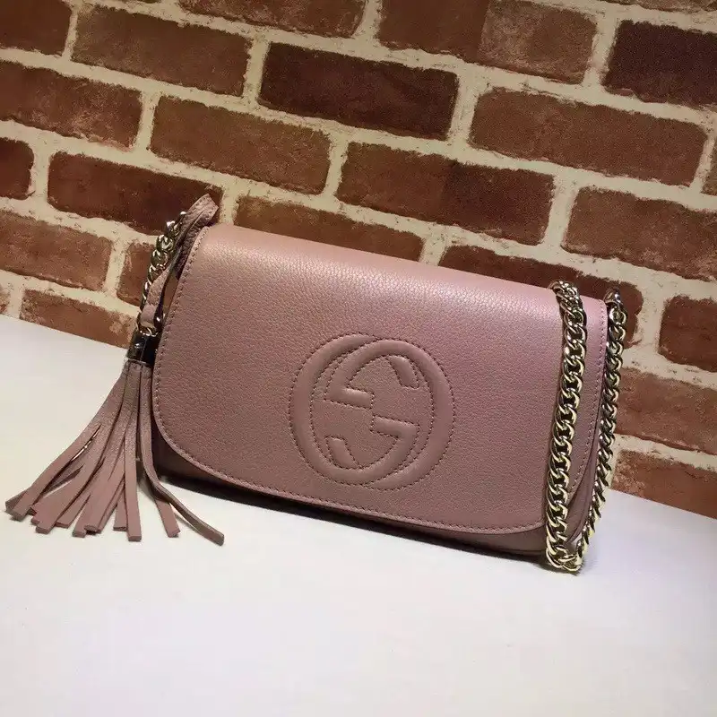 Gucci soho chain bag