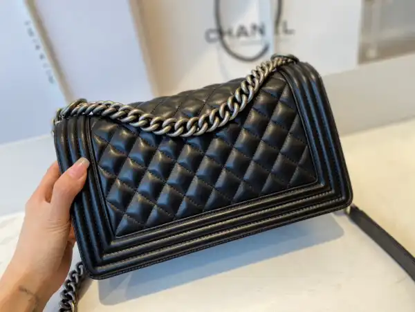 First bag ru CHANEL BOY BAG 20CM 25CM