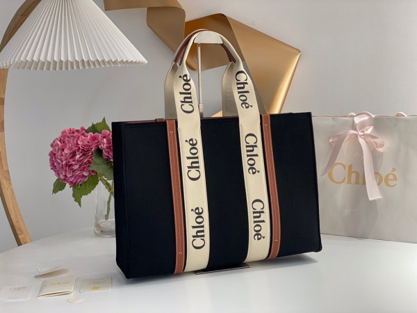 HOT SALE CHLOÉ large woody tote bag