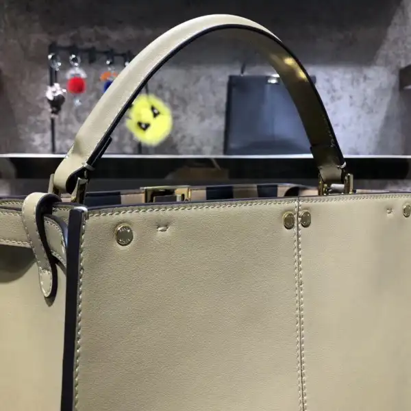 Bagsoffer yupoo FENDI PEEKABOO BAG