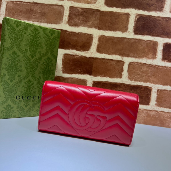 GUCCI GG Marmont wallet