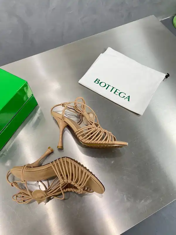 BOTTEGA VENETA Dot