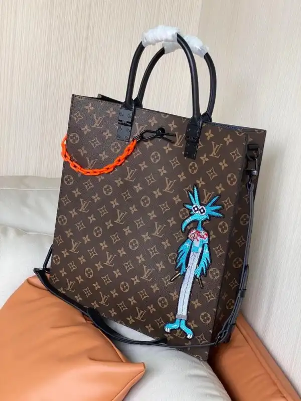 LOUIS VUITTON SAC PLAT