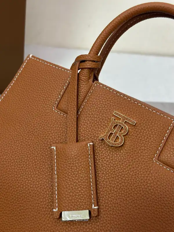 Bagsoffer yupoo BURBERRY Mini Frances Bag