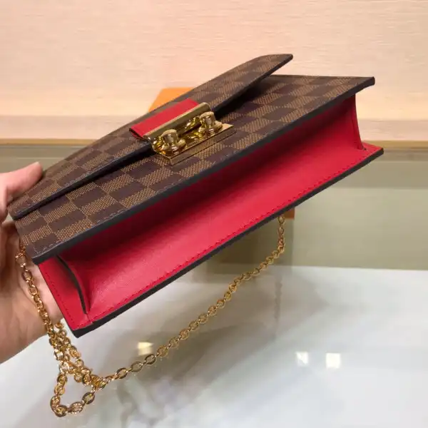 Rep LOUIS VUITTON CROISETTE CHAIN WALLET