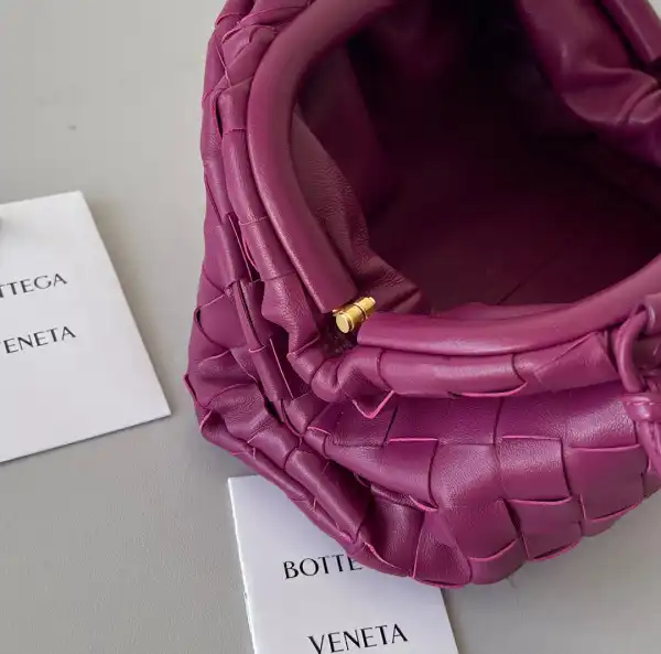 BOTTEGA VENETA MINI POUCH