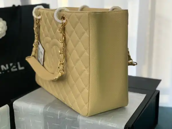 CHANEL TOTE BAG