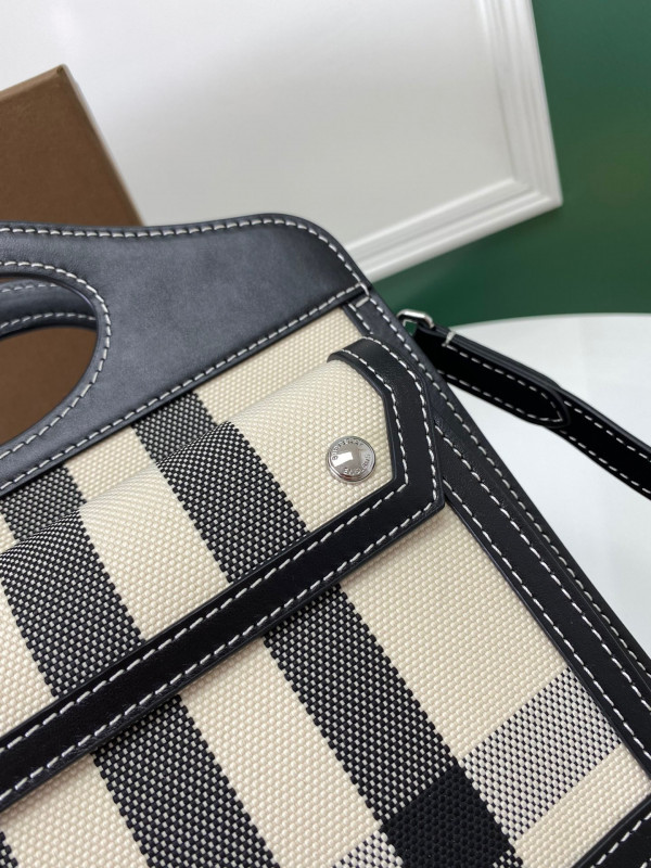 HOT SALE BURBERRY Pocket Bag