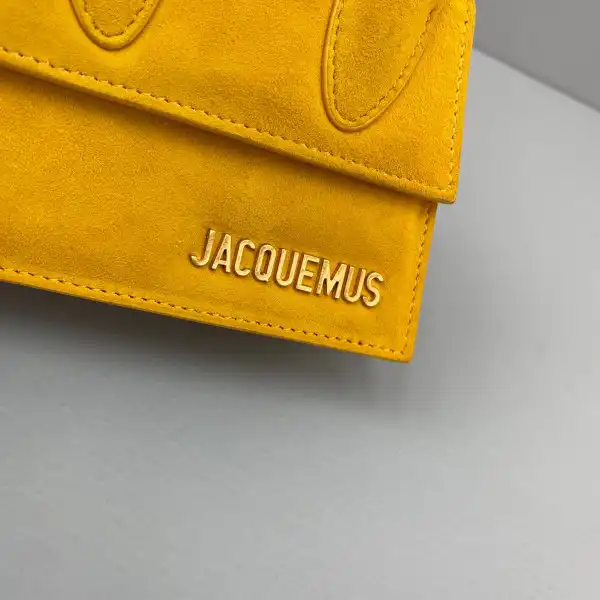 JACQUEMUS Le Chiquito Mini Bag