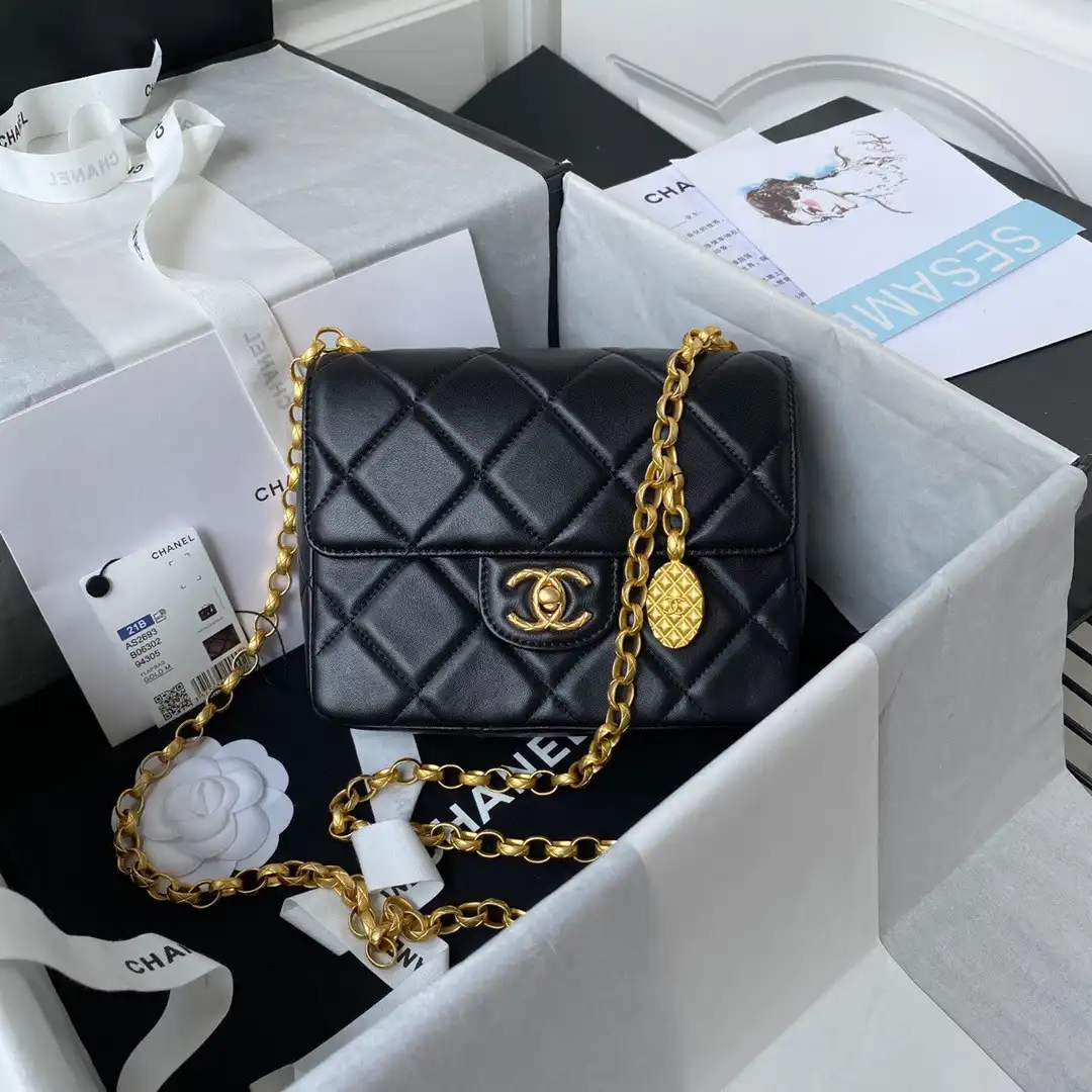 CHANEL FLAP BAG