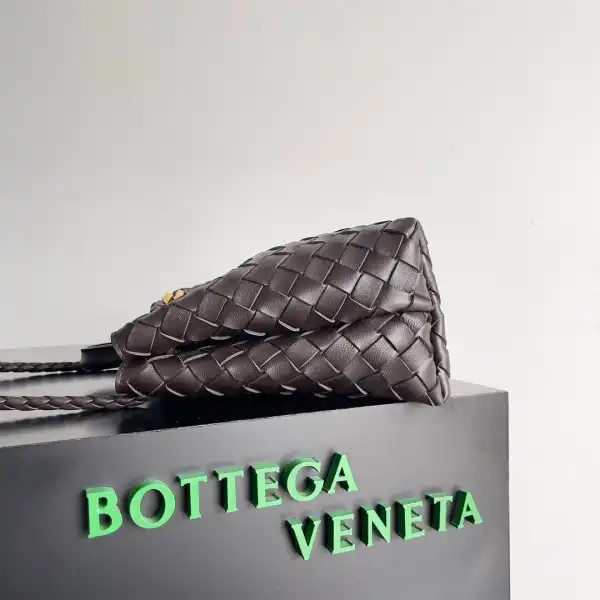 Frstbag ru BOTTEGA VENETA MEDIUM ANDIAMO