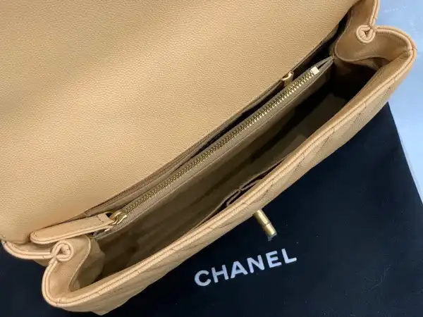 First bag ru CHANEL COCO HANDLE BAG