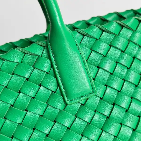 Frstbag ru BOTTEGA VENETA MINI CABAT