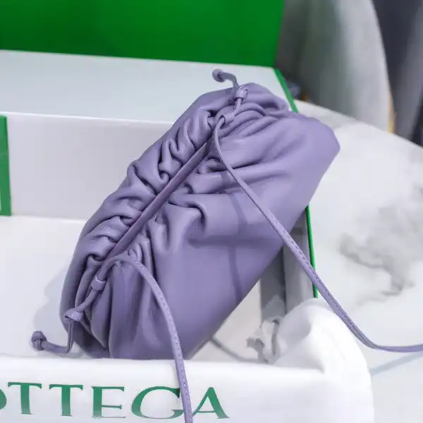 BOTTEGA VENETA MINI POUCH