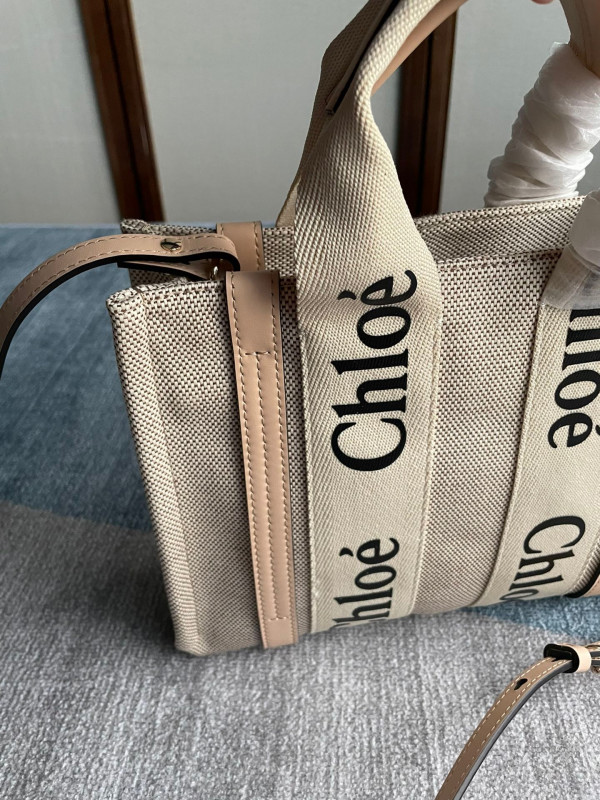 HOT SALE CHLOÉ SMALL WOODY TOTE BAG WITH STRAP