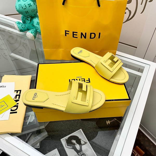 HOT SALE Fendi Signature