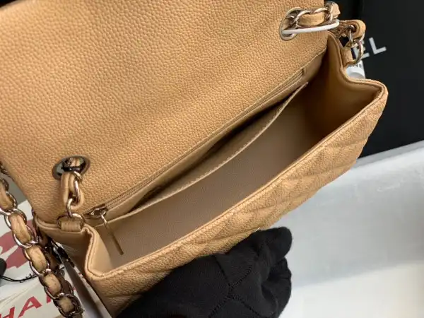 CHANEL FLAP BAG 20CM