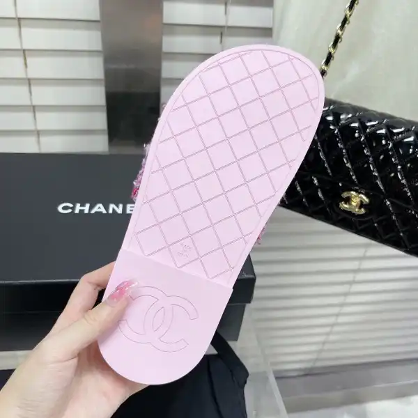 CHANEL MULE