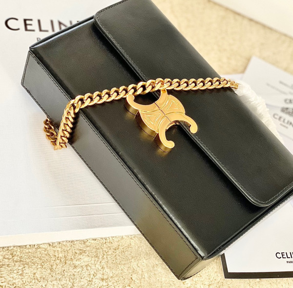 HOT SALE CELIN* CHAIN BOX TRIOMPHE BAG IN SHINY CALFSKIN