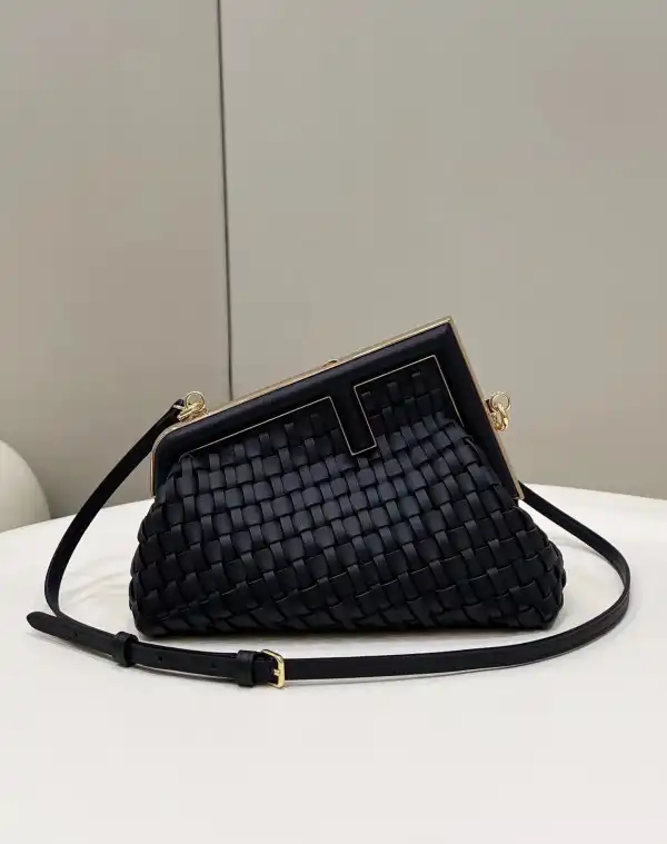 Frstbag ru FENDI FIRST-32.5-15-23.5cm