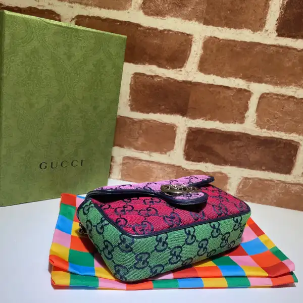 GUCCI GG Marmont super mini bag