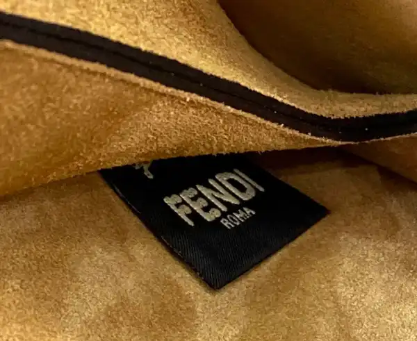 Frstbag ru FENDI TOUCH