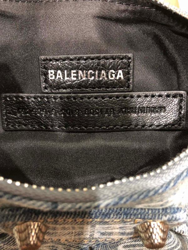 HOT SALE BALENCIAGA WOMEN'S LE CAGOLE XS SHOULDER BAG