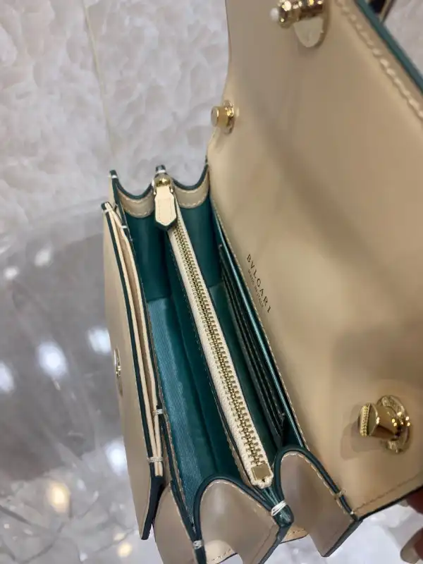 Yupoo bagsoffer BVLGARI SERPENTI FOREVER CROSSBODY BAG