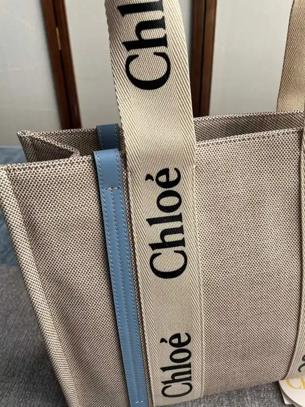 Frstbag ru CHLOÉ MEDIUM WOODY TOTE BAG