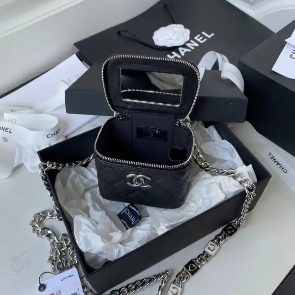 CHANEL VANITY CASE