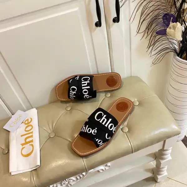 First Bag Ru CHLOÉ woody flat mule