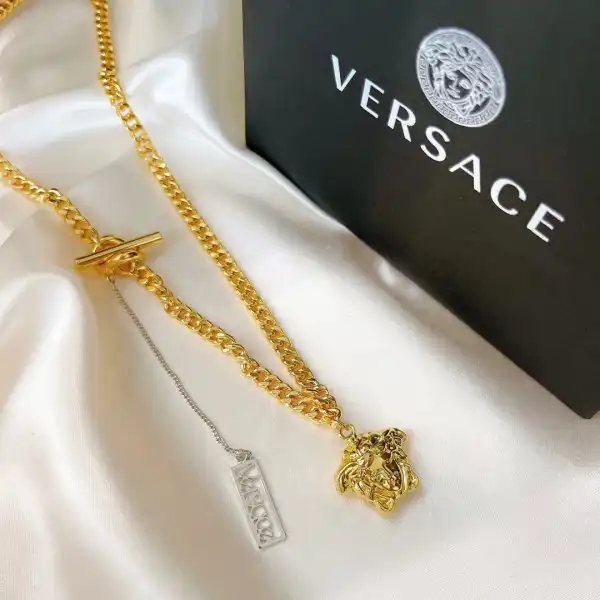 Frstbag ru VERSACE NECKLACE