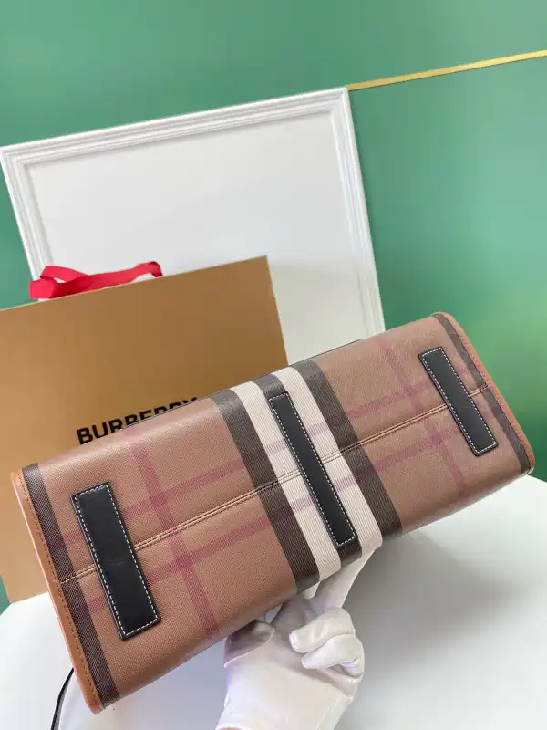 Bagsoffer yupoo BURBERRY MEDIUM Freya TOTE