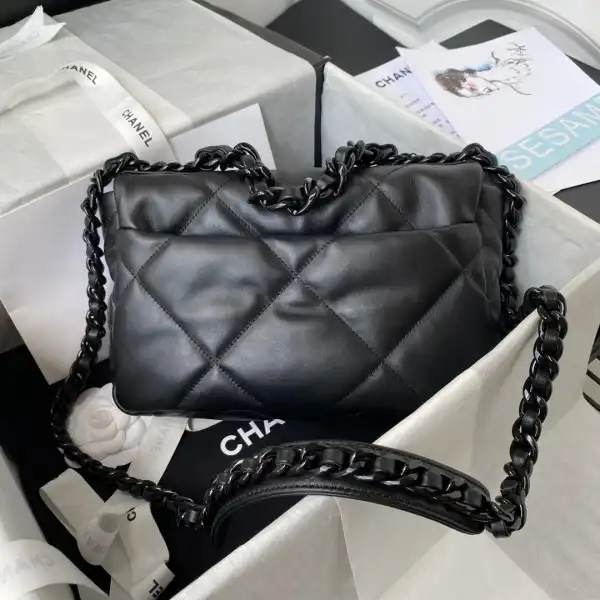 CHANEL 19 FLAP BAG 26cm 30cm