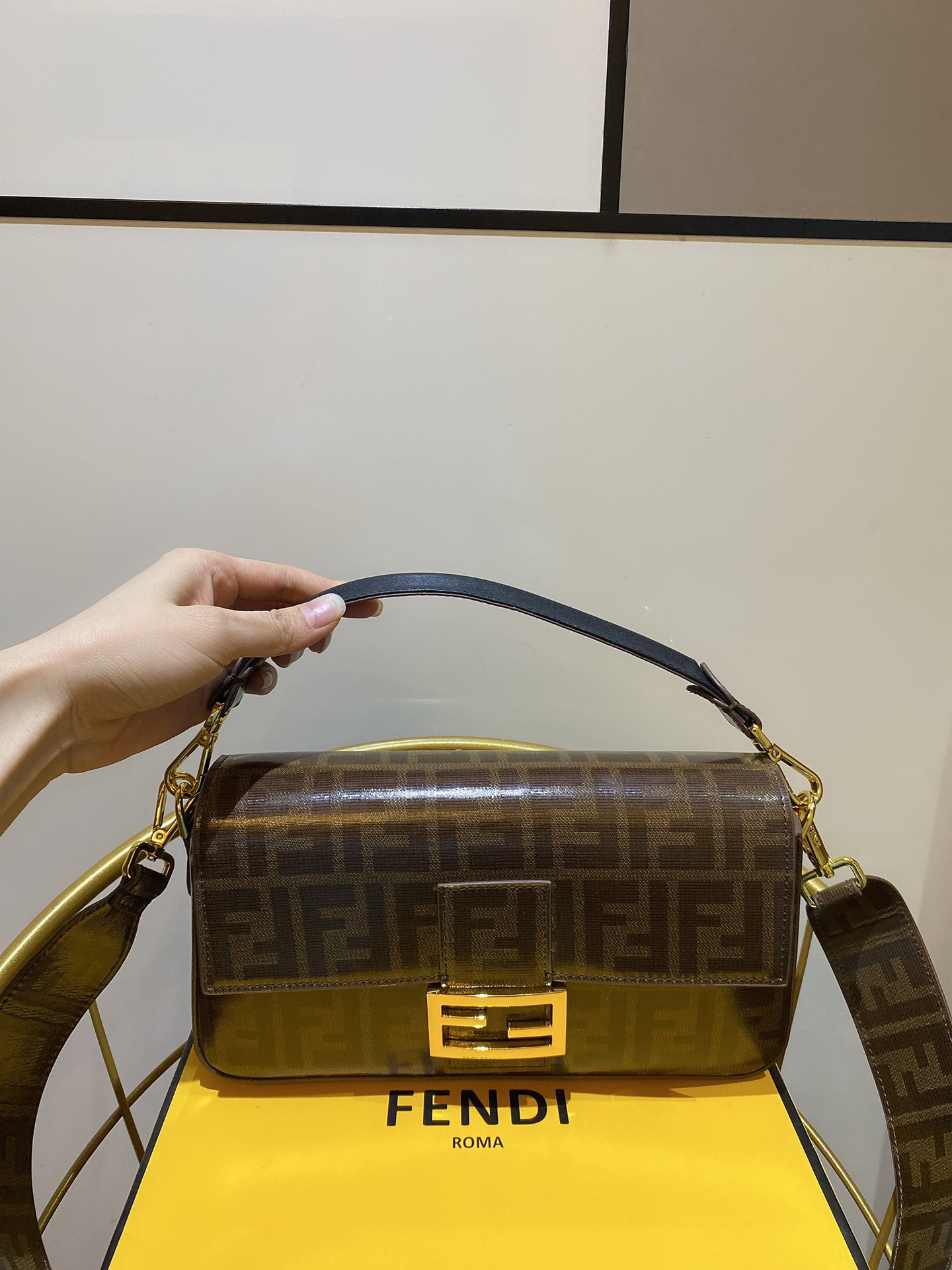 HOT SALE FENDI BAGUETTE