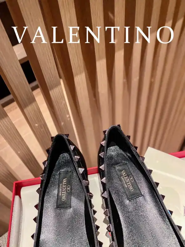 First bag ru VALENTINO ROCKSTUD FLAT