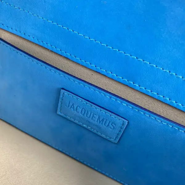 First bag ru JACQUEMUS Le grand Bambino