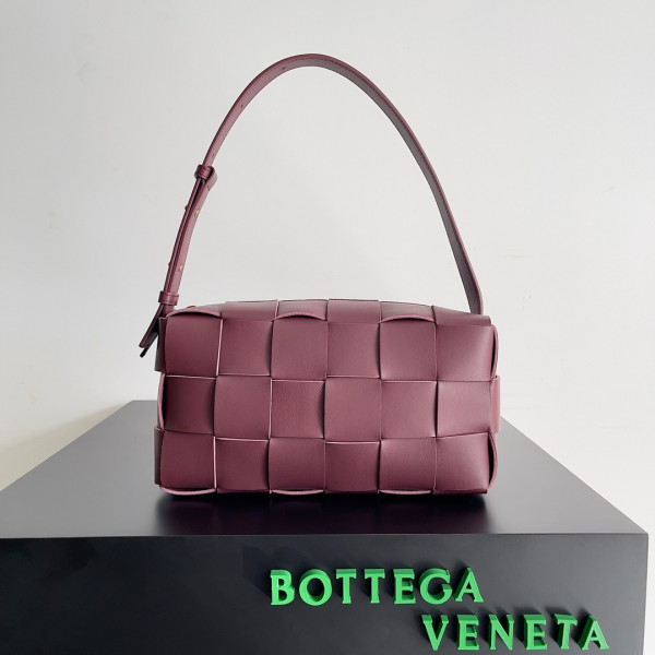 HOT SALE BOTTEGA VENETA BRICK CASSETTE