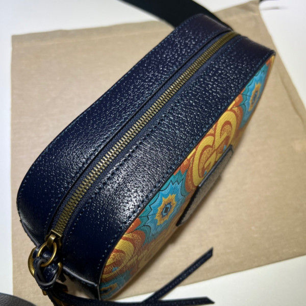 HOT SALE Gucci GG messenger bag