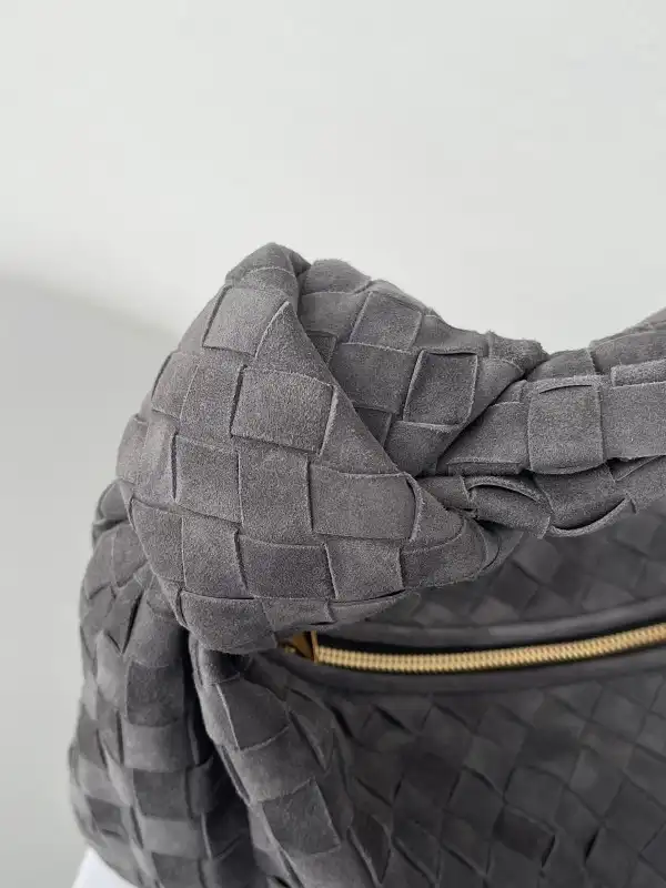 First bag ru BOTTEGA VENETA Teen Jodie