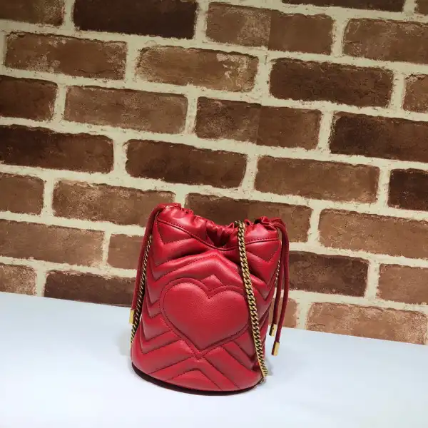 Affordable GUCCI GG Marmont mini bucket bag