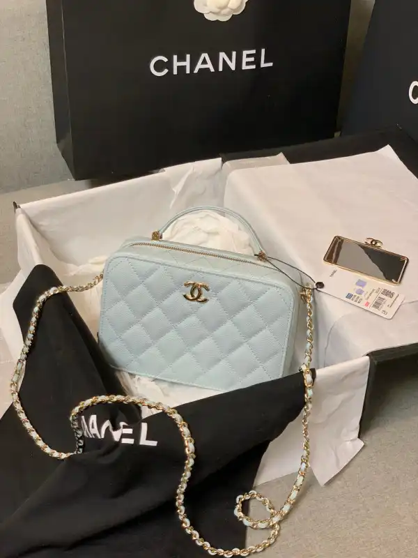 CHANEL VANITY CASE