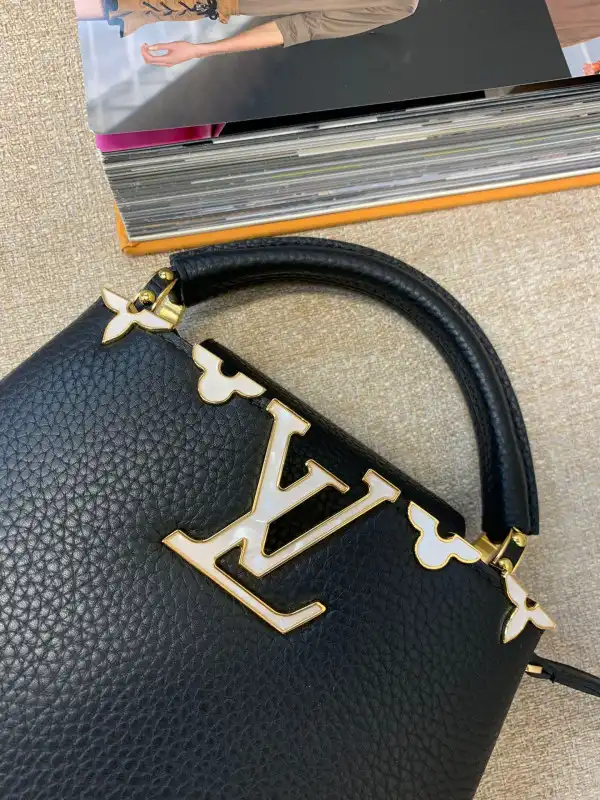 Frstbag ru LOUIS VUITTON CAPUCINES MINI