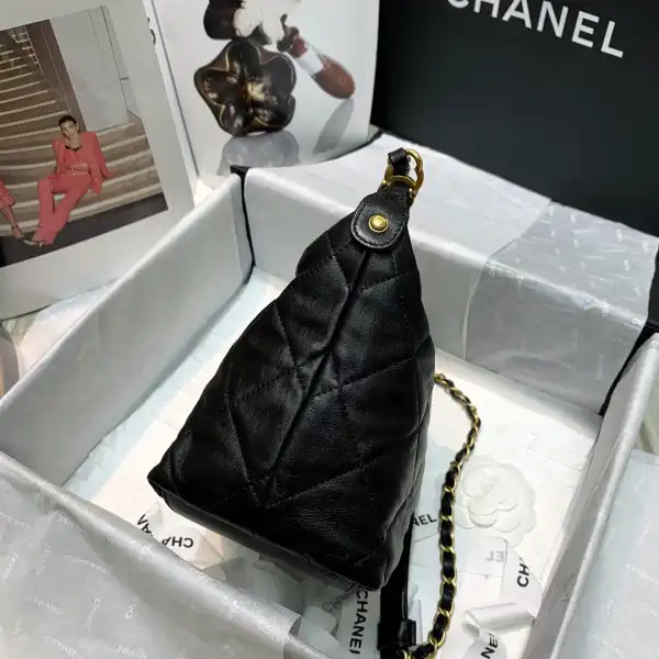 CHANEL HOBO BAG