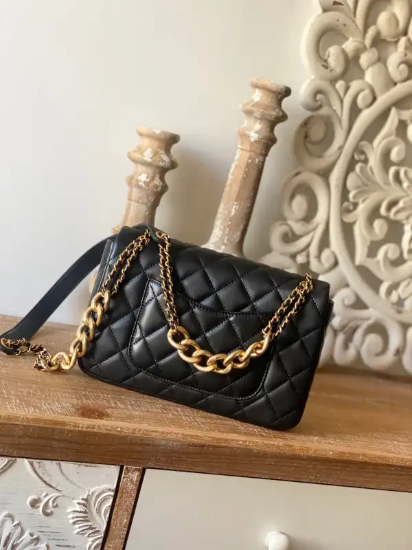 CHANEL FLAP BAG