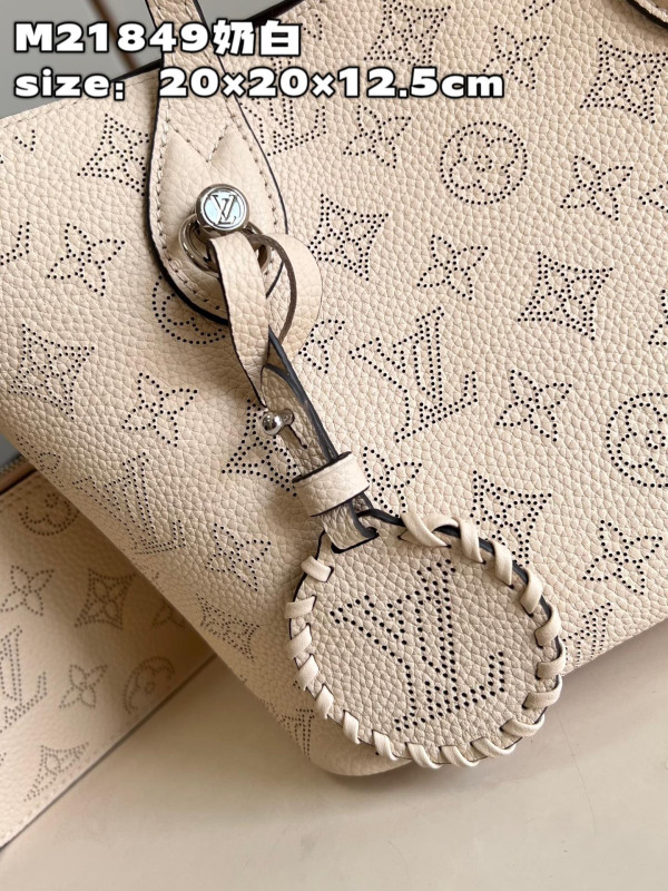 HOT SALE LOUIS VUITTON BLOSSOM PM