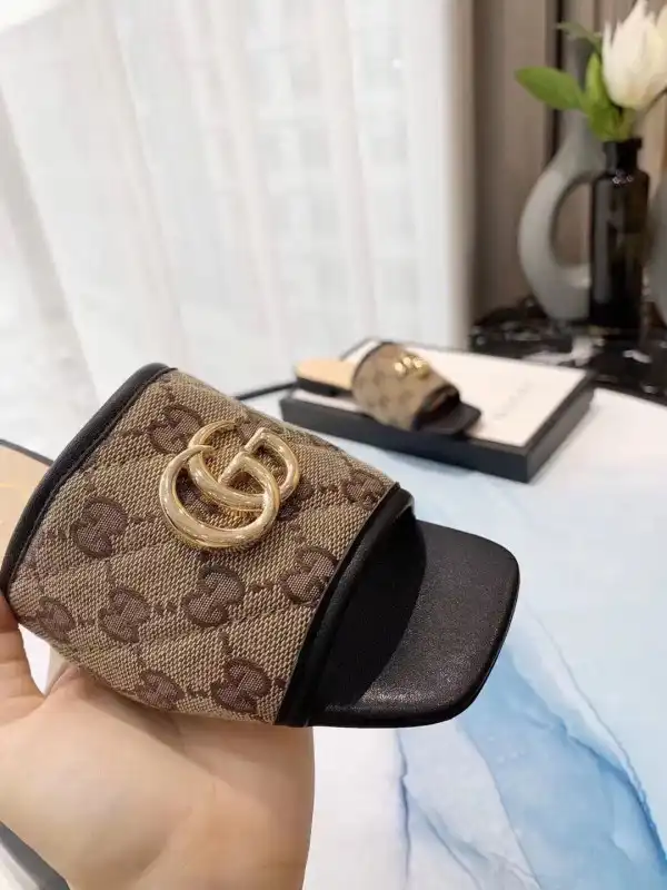 GUCCI GG matelassé canvas slide sandal