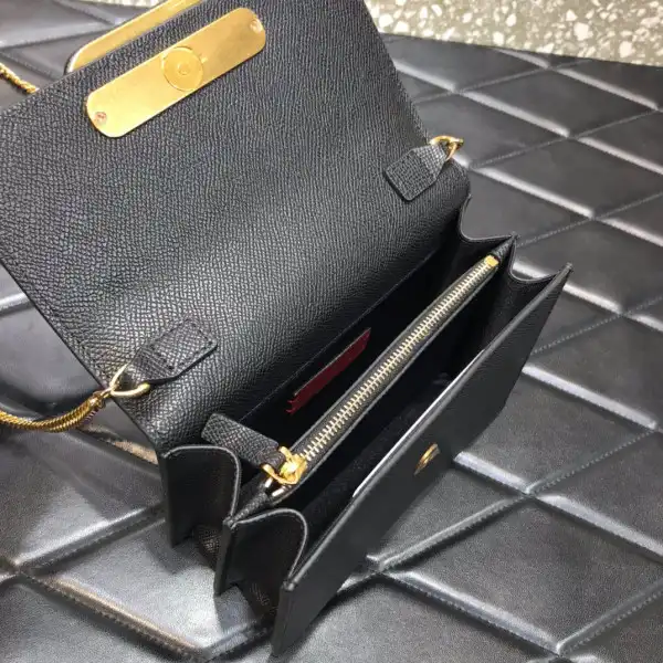 Firstbag Ru VALENTINO VSLING WALLET WITH CHAIN